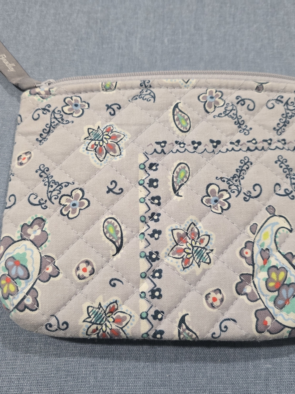Vera Bradley Light Gray Quilted Floral Paisley Cosmetic Pouch